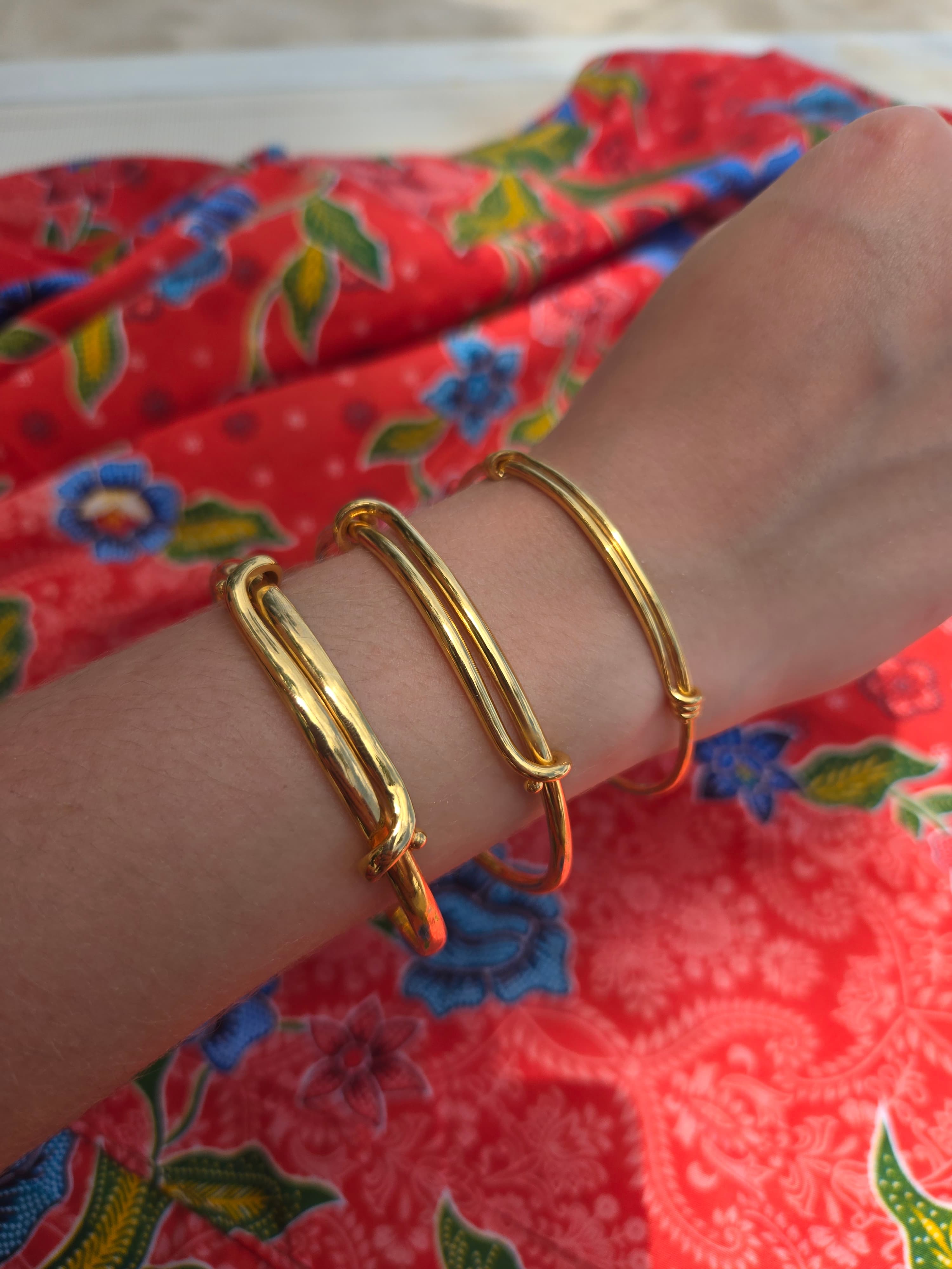 Sơn Bracelet Bold, detail gallery view — Lan Vera